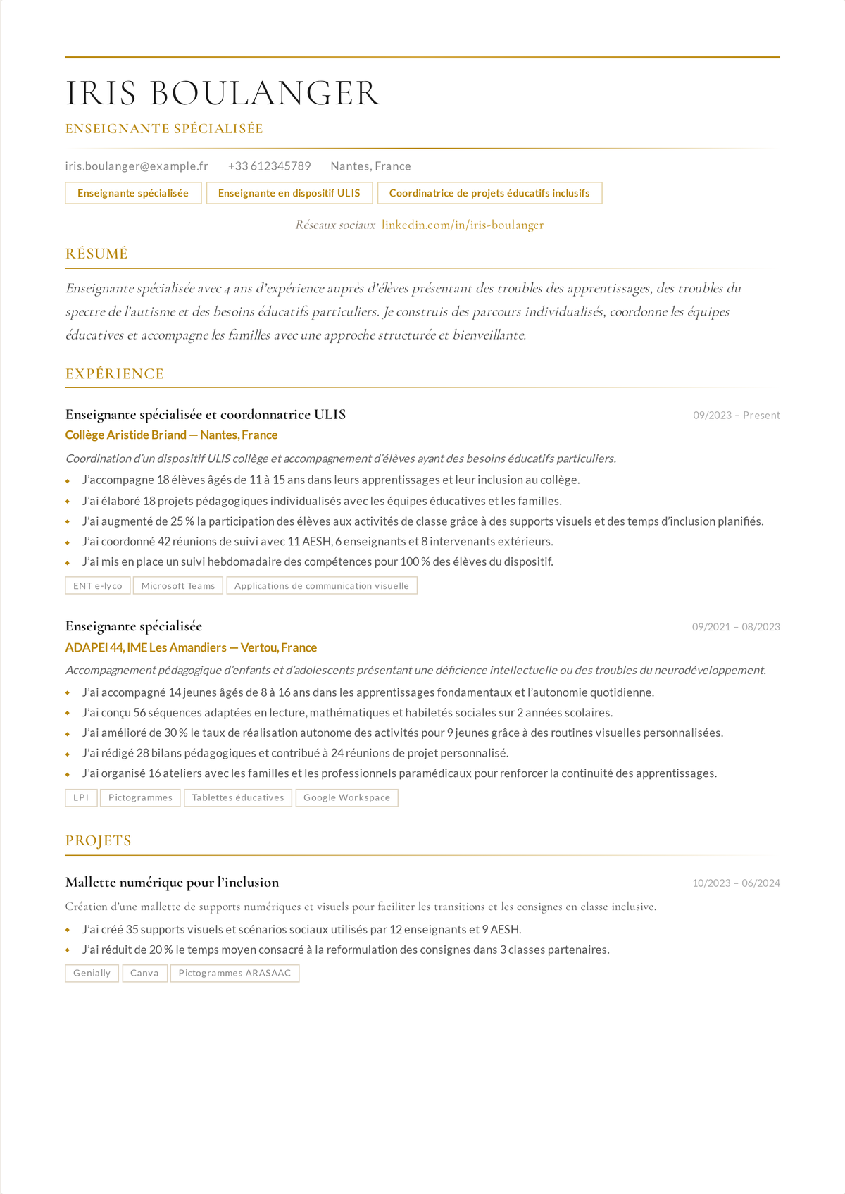 Exemple de CV d'enseignant spécialisé : le CV d'un enseignant confirmé centré sur la coordination des PPS, l'aide au comportement et des progrès d'élèves mesurés.